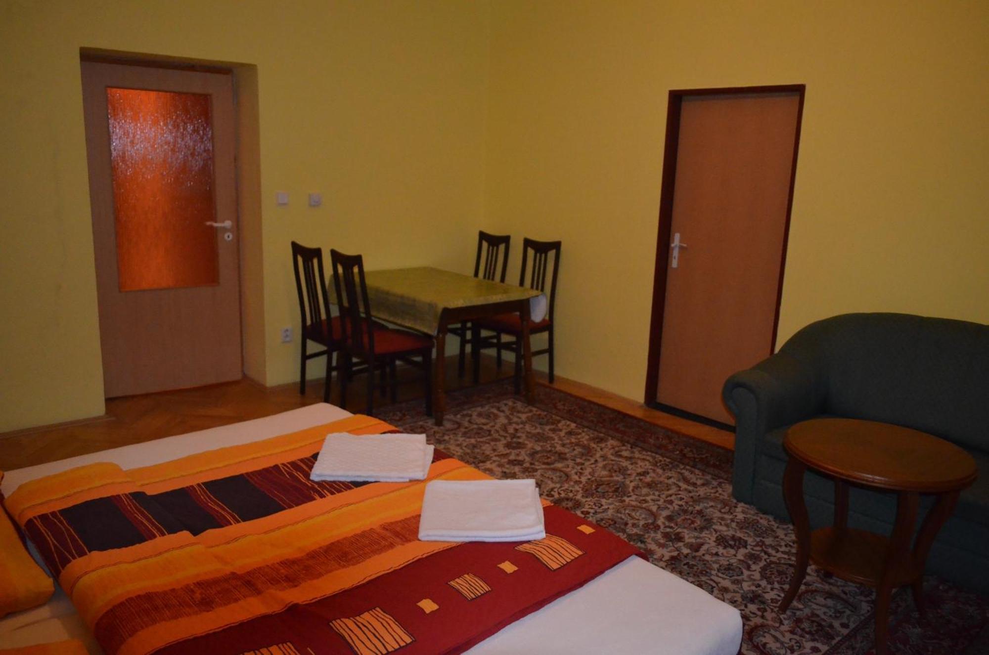 Ab Apartments Karlovy Vary Quarto foto
